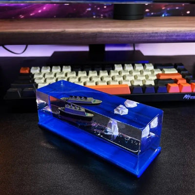 Creative Cruise Ship Fluid Drift Bottle - VirtualLight