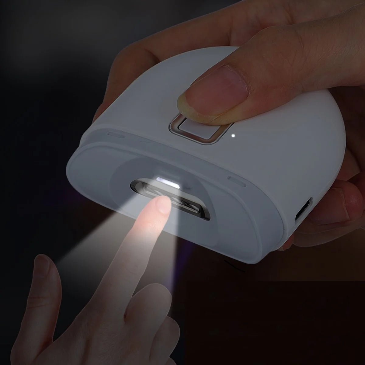 Electric Nail Clipper With Light Nail Polishing Machine - VirtualLight